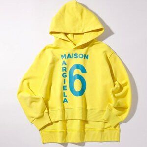 MM6 Maison Margiela Kids Yellow Droptail Hoodie In M6200 Yellow Size 14Y $320